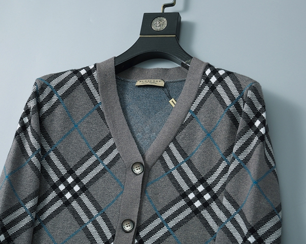 ブランドセーター側面デザイン